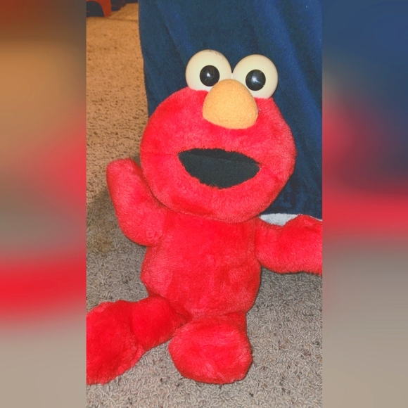 VINTAGE 1995 TYCO Sesame Street Tickle Me Elmo Original Plush - Picture 1 of 10